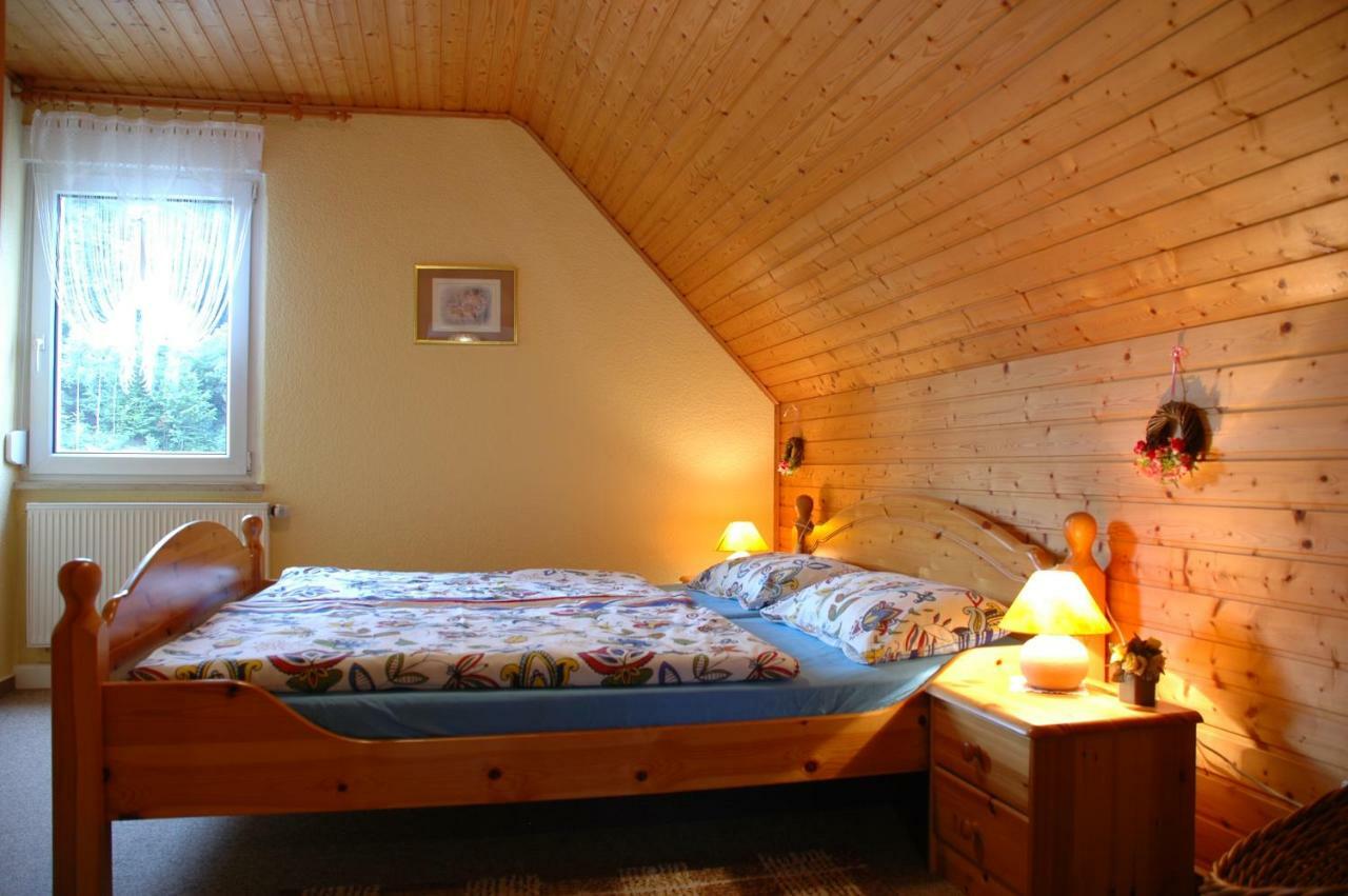 Ferienwohnungen "Gruendelrast" Prossen Esterno foto